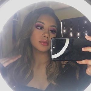 Meet your Posher, Aliza